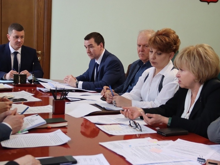 В ЗСК прошло заседание рабочей группы комитета по вопросам имущественных и земельных отношений