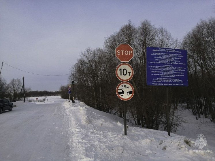 На ледовых переправах в Омской области снижают грузоподъёмность