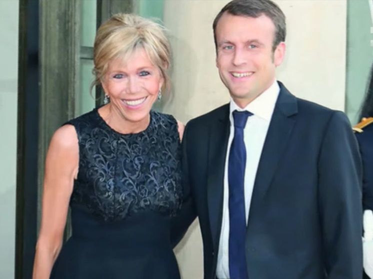 Вокруг жены президента Франции роятся скандалы