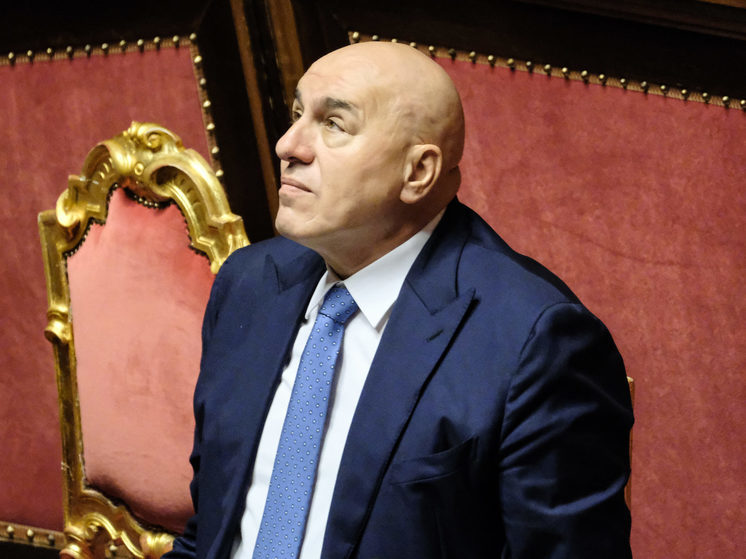 Глава минобороны Италии не поддержал встречу Макрона, Шольца и Туска по Украине