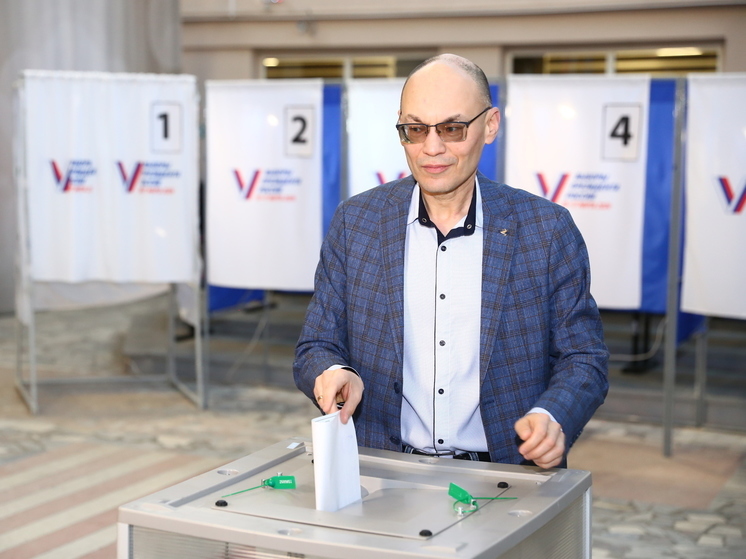 На Ямале Токарев, Черешнева и Таскаева проголосовали за президента России
