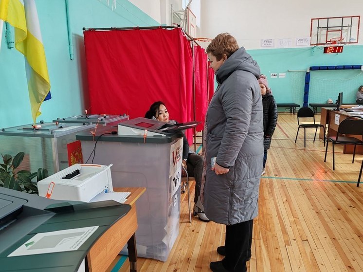 Стала известная явка на выборах президента России в Бурятии на 15 часов