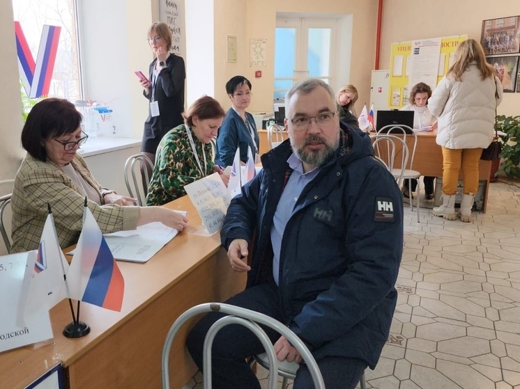 Жители Серпухова активно голосуют на выборах Президента России