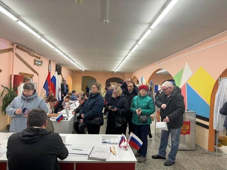 Омбудсмен Татьяна Москалькова посетила избирательный участок в Ивангороде