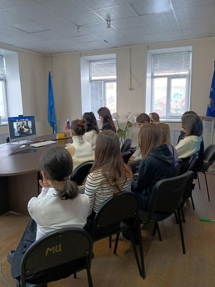 Жители Иванова стали участниками телемоста в честь воссоединения Крыма с Россией