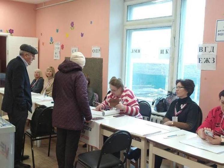 Начался основной день голосования на выборах президента России
