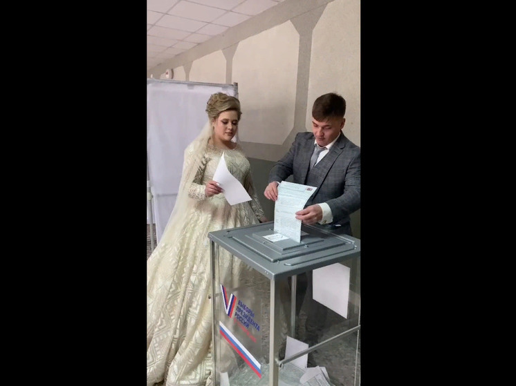 На Ставрополье молодожёны в день свадьбы отправилась на избирательный участок