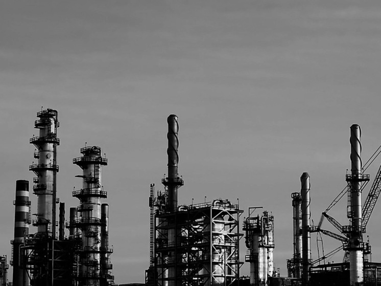 В результате атаки БПЛА на Славянский нефтеперерабатывающий завод погиб мужчина