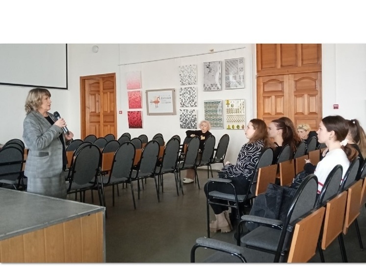 В Костроме состоялась ярмарка вакансий для будущих педагогов
