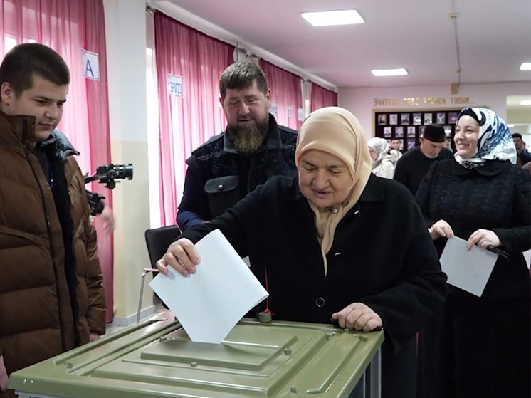 ЦИК: явка на выборах президента РФ в Чечне достигла 93,24%