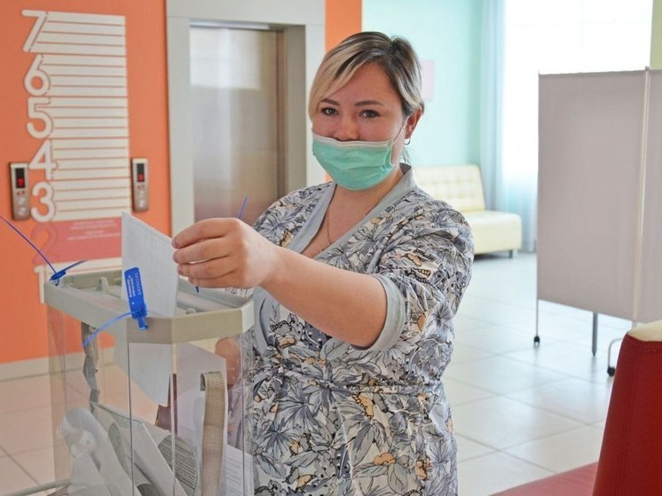 Молодые мамы голосуют за президента прямо в перинатальном центре Оренбурга