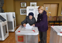 По состоянию на 15:45 совокупная явка по участкам и на дистанционном электронном голосовании составила 70,81 %