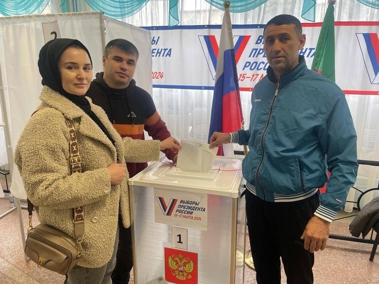 Дагестанские учителя проголосовали в Запорожской области