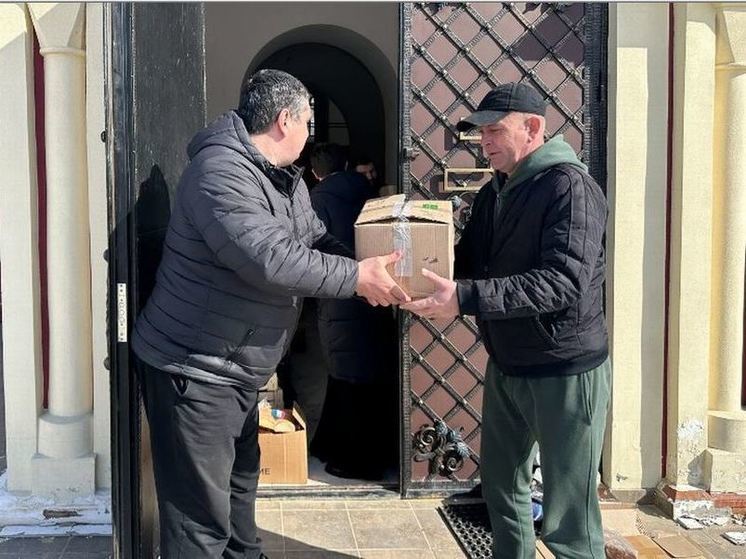 Из Орловской области в Луганск отправили 300 килограммов сладостей и круп для детей