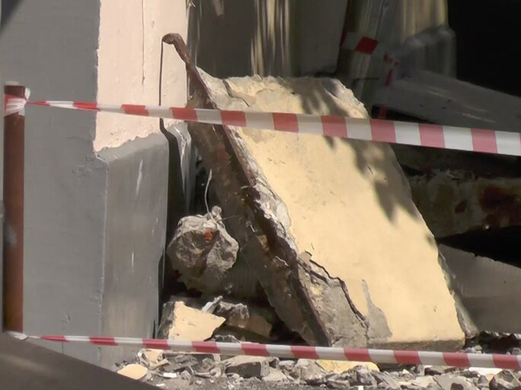 Обрушение фрагмента балкона произошло в центре Москвы, на Тверской улице