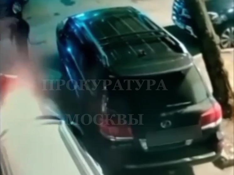 По заказу был сожжен автомобиль директора благотворительного фонда