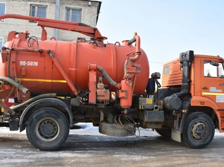 Коммунальщики из Калужской области устраняют крупную аварию на водоводе Первомайска