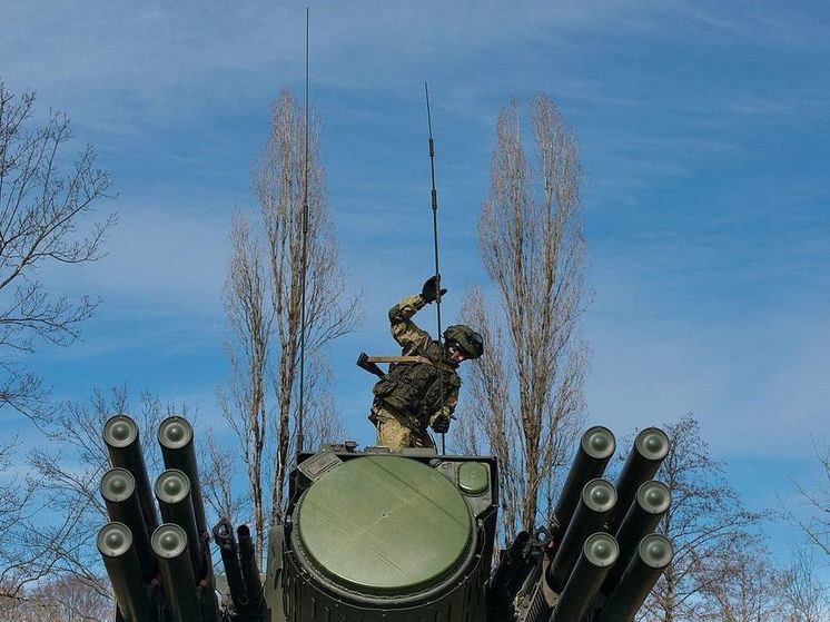 Минобороны сообщило об уничтожении над Белгородской областью 11 снарядов РСЗО