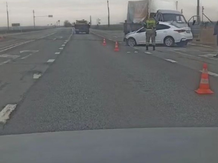 На трассе в Ростовской области пострадала водитель -женщина