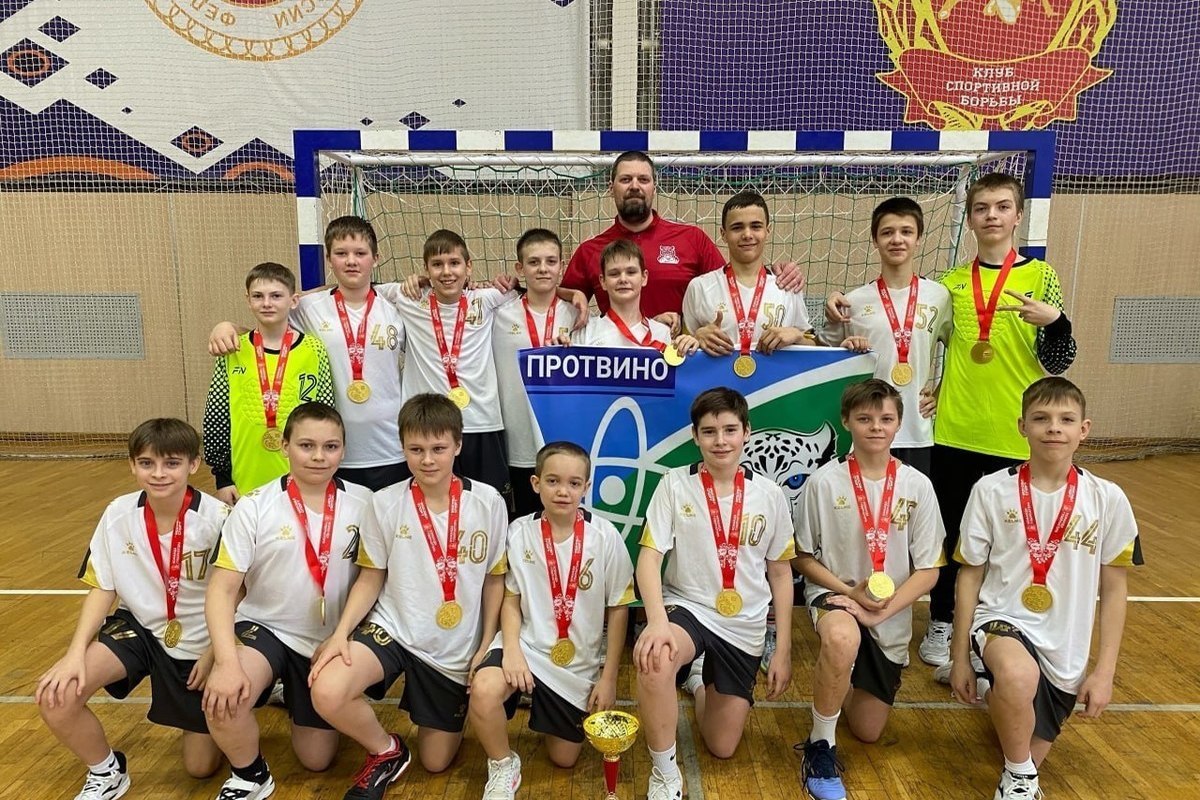 Protvina handball players became champions at regional competitions
