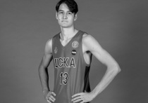 На сайте ПБК «ЦСКА» опубликовали соболезнования родным и близким погибшего баскетболиста Антона Петухова, игравшего за барнаульский клуб. Молодой человек несколько лет выступал за команды молодежного проекта армейцев.   