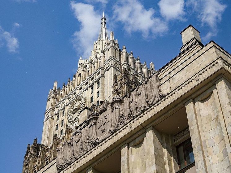 Российский МИД пригрозил ответными мерами за высылку дипломатов из Молдавии и Эстонии