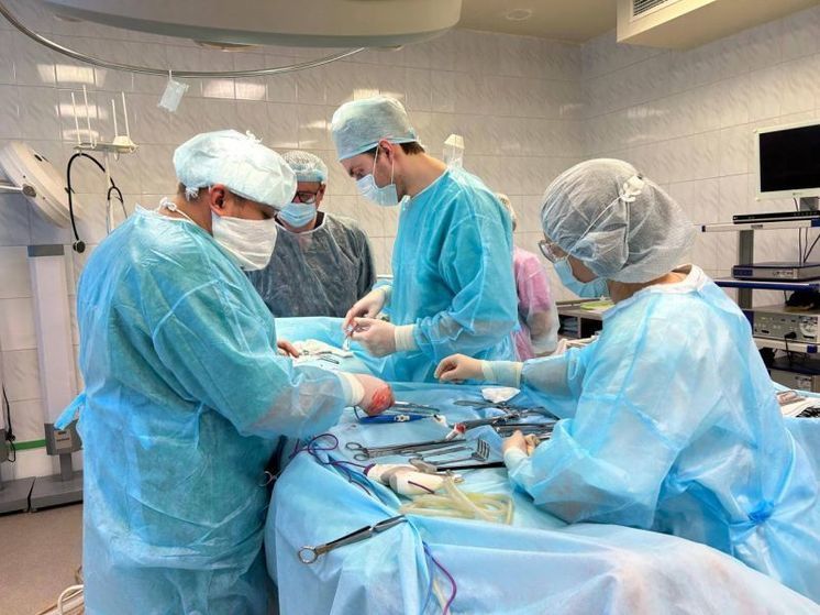 Уфимские хирурги спасли жизнь пациента с туберкулезом