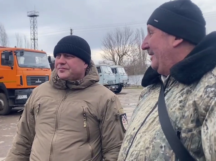 Сельхозпредприятие "Асканийское" бесплатно получило комбайны и грузовики