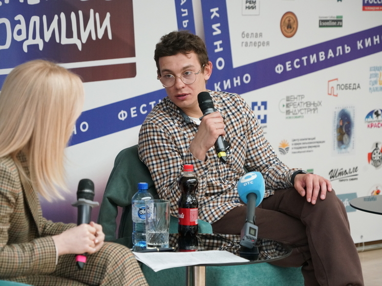 СМИ сообщили о том, что Никита Кологривый укусил официантку за ногу в Новосибирске