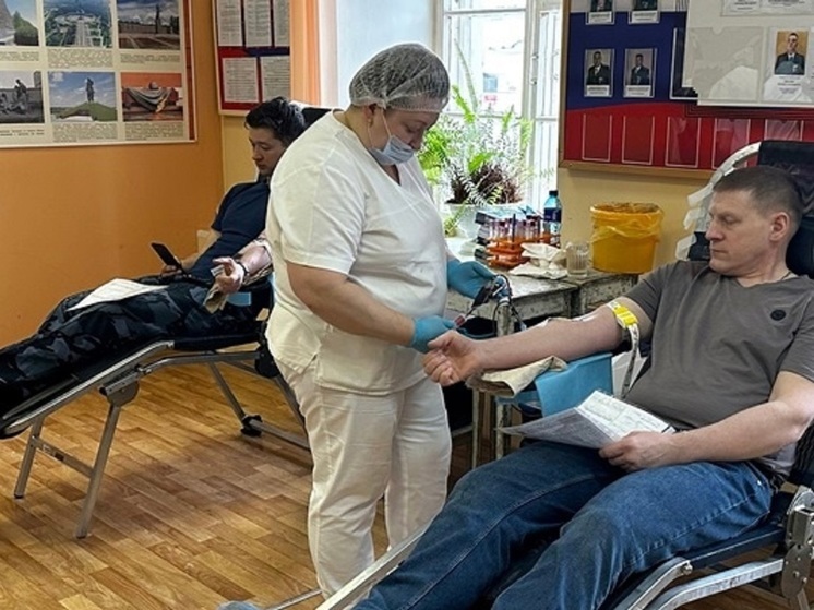 В Ярославле сотрудники УФСИН сдали 27 литров крови