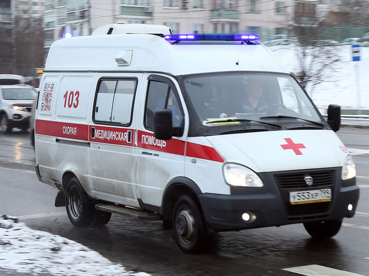 В Балашихе 14-летние подростки выпили водку перед школой и отравились