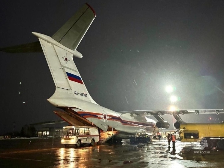 Спасатели из Кузбасса приземлились в Амурской области