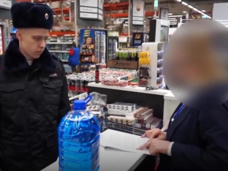 Сетевые магазины в Брянске торговали контрафактной «незамерзайкой»