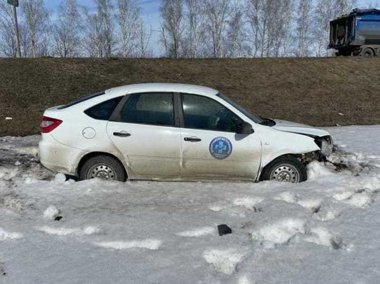 В Тамбовской области водитель легковушки улетел с трассы в кювет