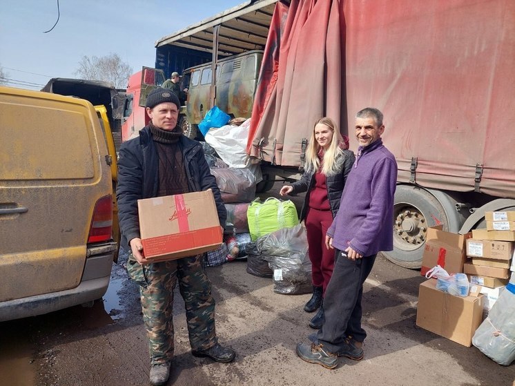 Бойцы СВО передали гуманитарный груз из Тосно волонтерам из Шебекино