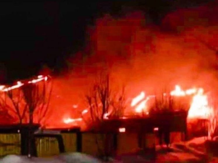 Автоинспекторы из Башкирии спасли из пожара семейную пару
