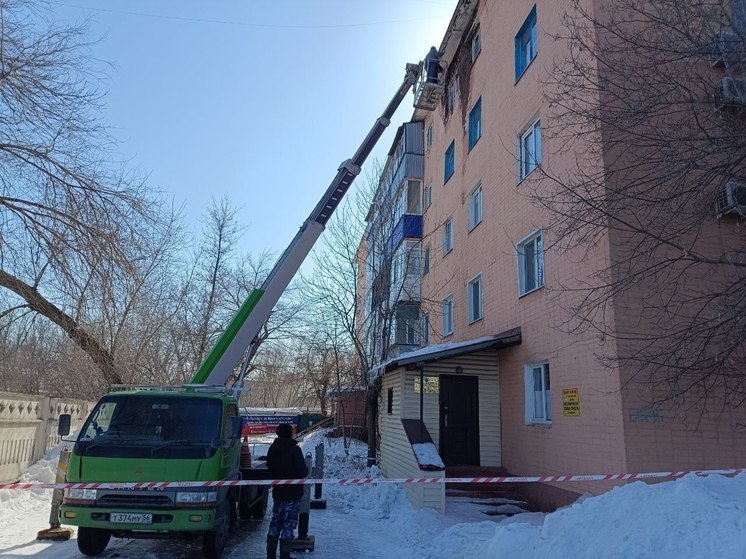 Дом на улице Юркина в Оренбурге изучают эксперты