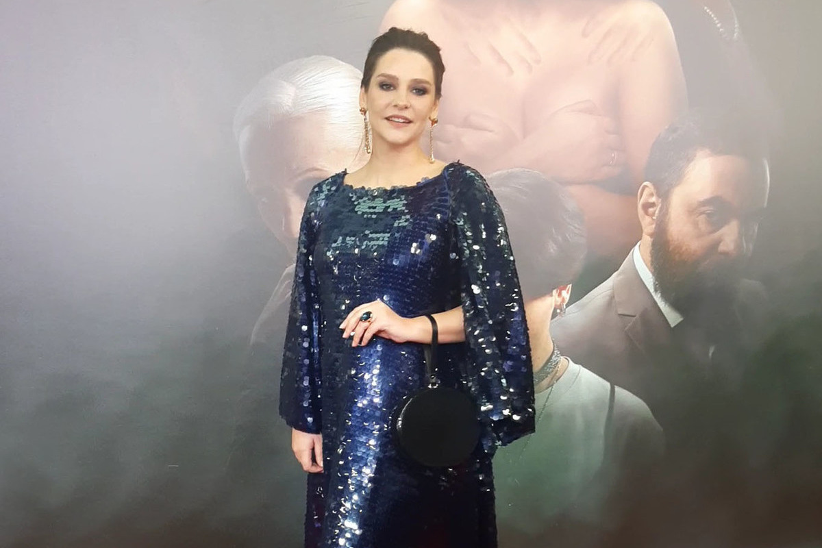 Pregnant with her fifth, Glafira Tarkhanova appeared in the cinema