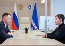 Губернатор Ямала Дмитрий Артюхов провел рабочую встречу с главой Губкинского Андреем Бандурко