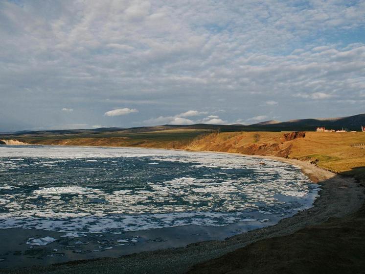 Буксировка парома у Сахалина и материком отложена из-за ледовой обстановки