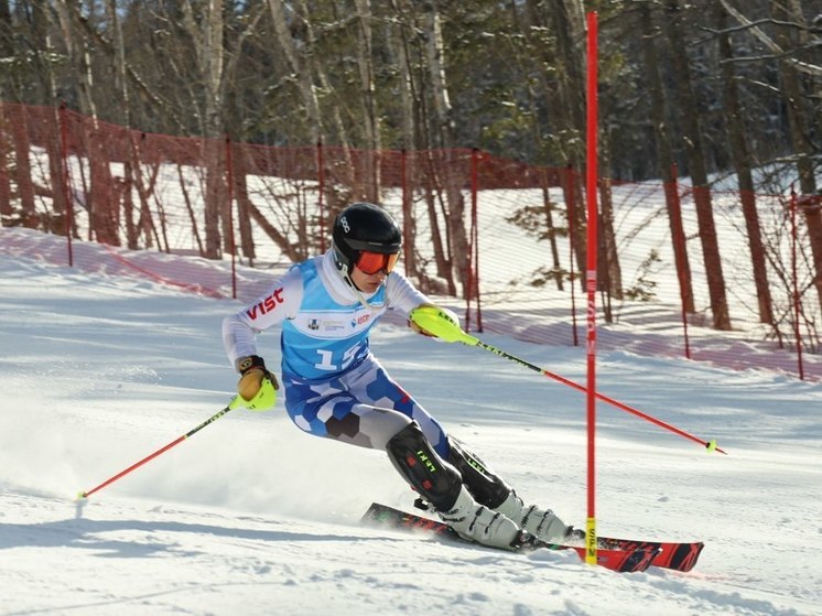 В Южно-Сахалинске стартовал всероссийский турнир по горным лыжам