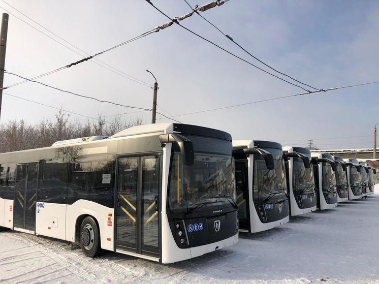 Власти обозначили сроки выхода на маршруты Барнаула новых автобусов НефАЗ