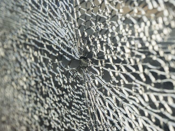 Два дома и спорткомплекс получили повреждения после обстрела «Вампиром» Белгорода