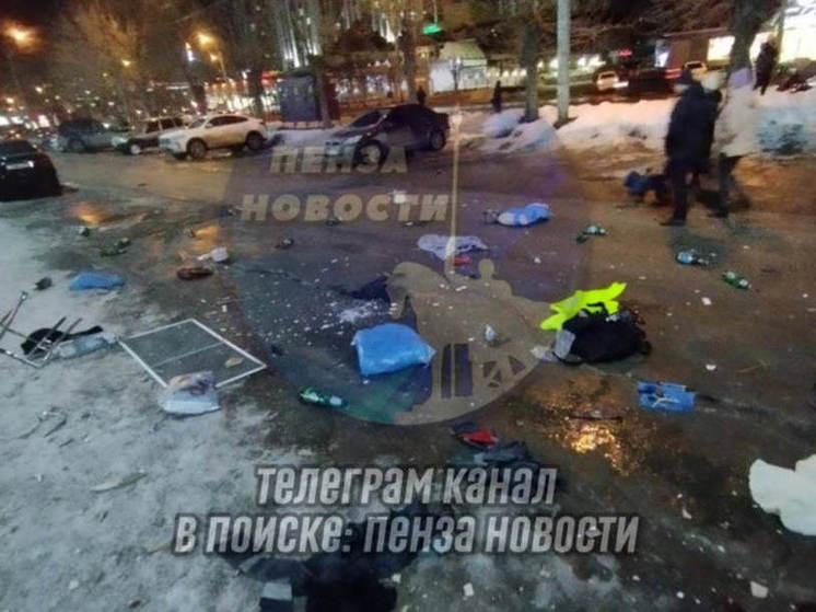 В Пензе задержали неадекватного мужчину, который выбрасывал из окна квартиры бытовые предметы