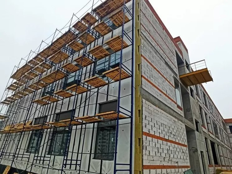 Новый корпус школы в Ступино готов уже на 60%