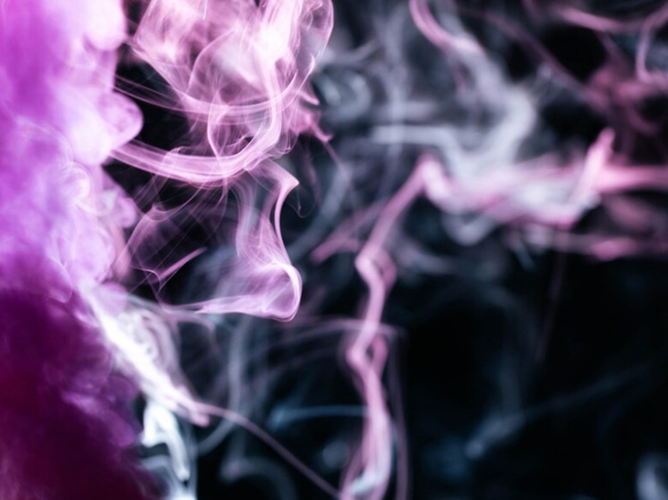 Электронное курево вызывает рак и «попкорновые» легкие