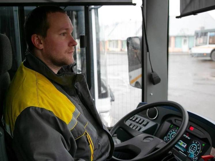 В Подмосковье готовят к выпуску 96 водителей автобусов