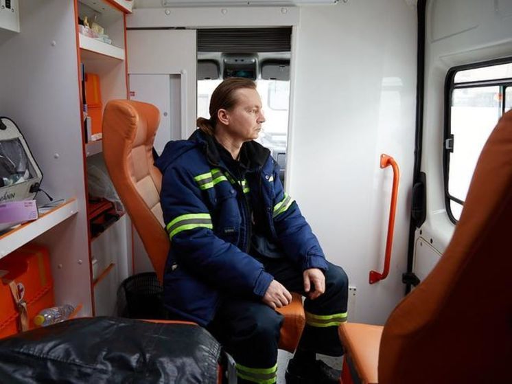 Корреспондент «БелПрессы» пообещалась с врачом скорой помощи, который спасает белгородцев