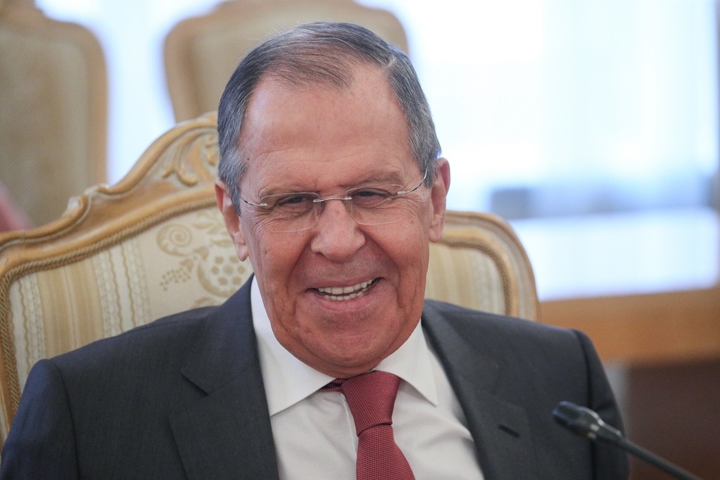 Кто встречался с лавровым