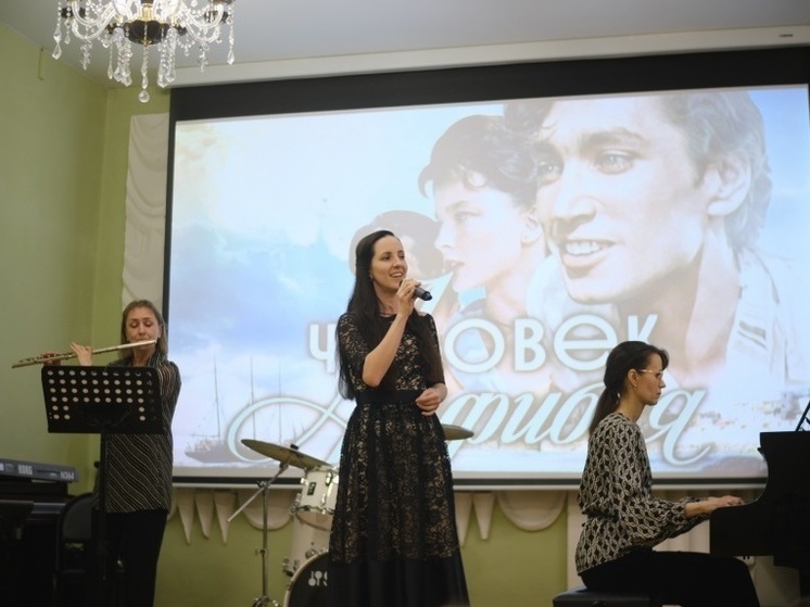 В Смоленске прошел концерт «Крымская весна»